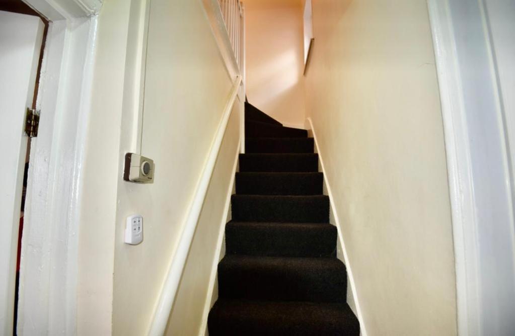 Lovely Holiday Home Near Cardiff City Centre - Madoc Road 3 Bedrooms Sleeps Up To 7 Exteriér fotografie